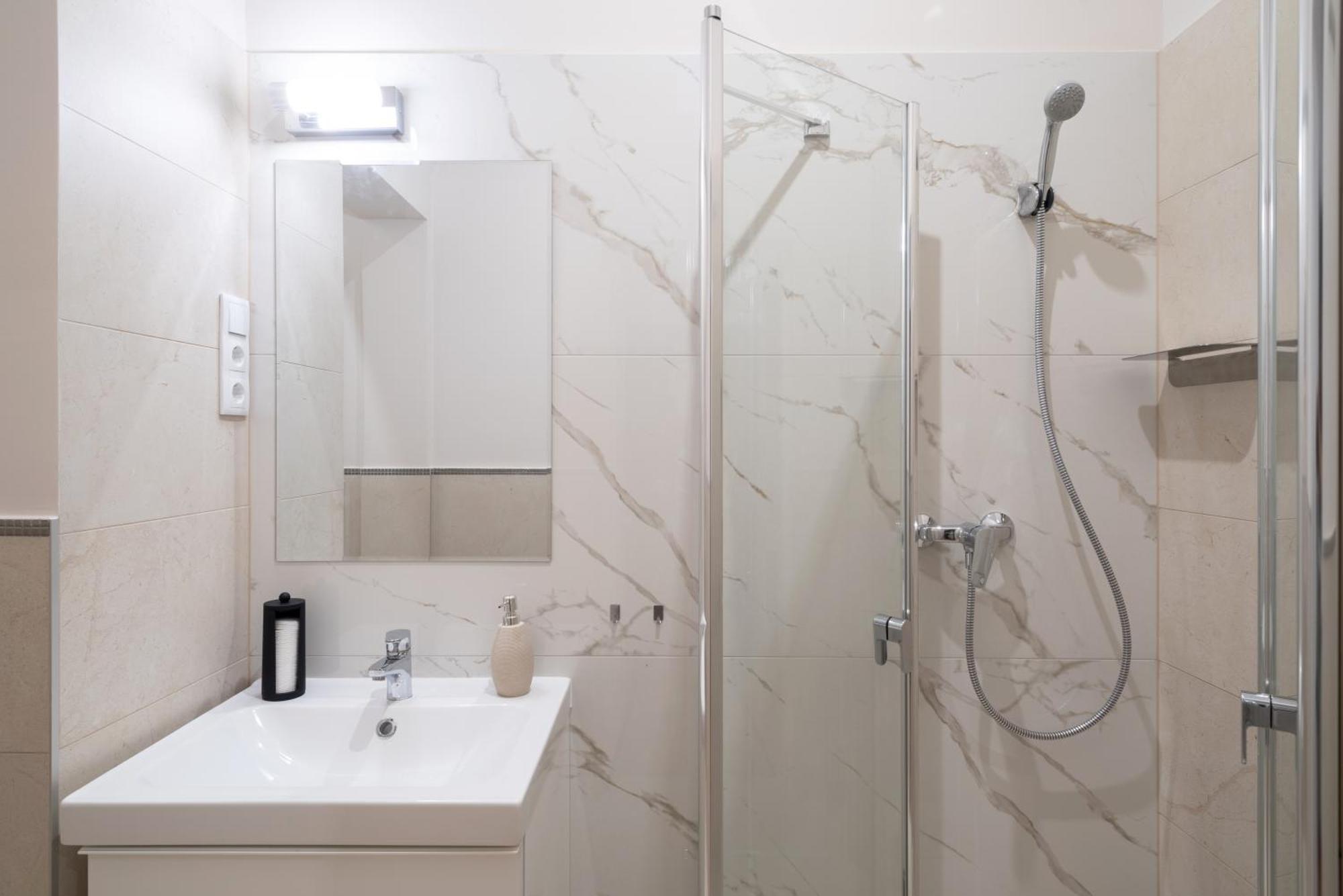 Amethyst - Acacia Apartament